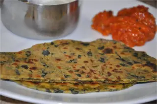 Methi (Fenugreek) Paratha (2pcs) Methi (Fenugreek) Paratha (2pcs)