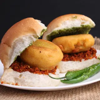 Vada Pav {2pcs} Vada Pav {2pcs}
