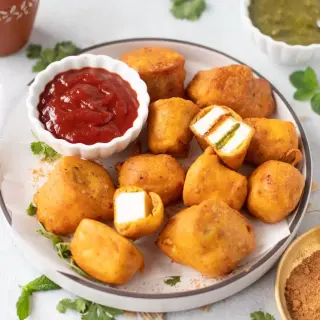 Paneer Pakoda(4 pcs) Paneer Pakoda(4 pcs)